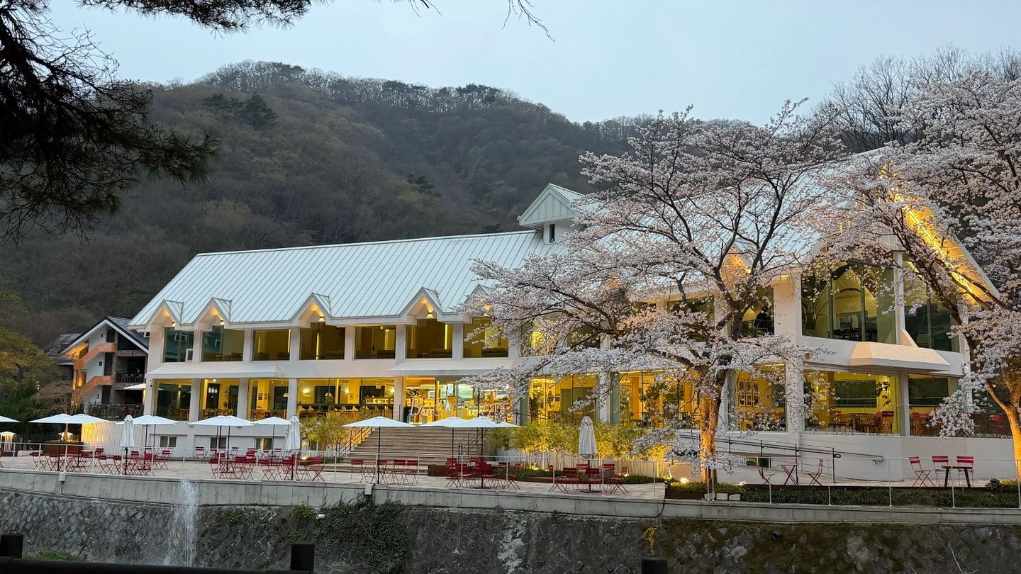 카페백운 직원 구합니다