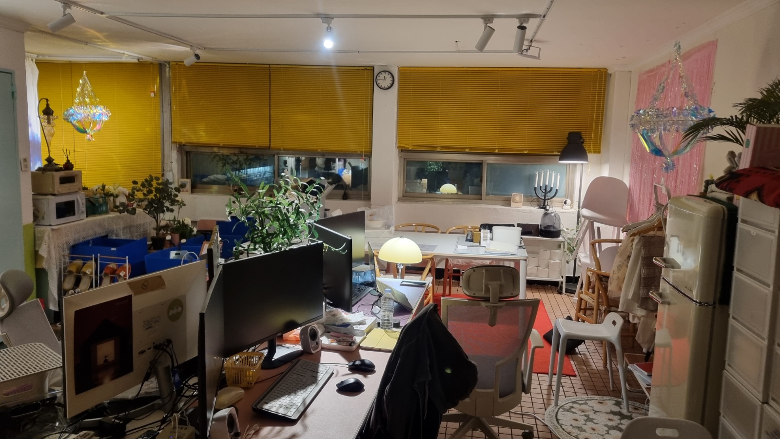 저와 함께할 매니져 구합니다 [초보가능] 공고 썸네일