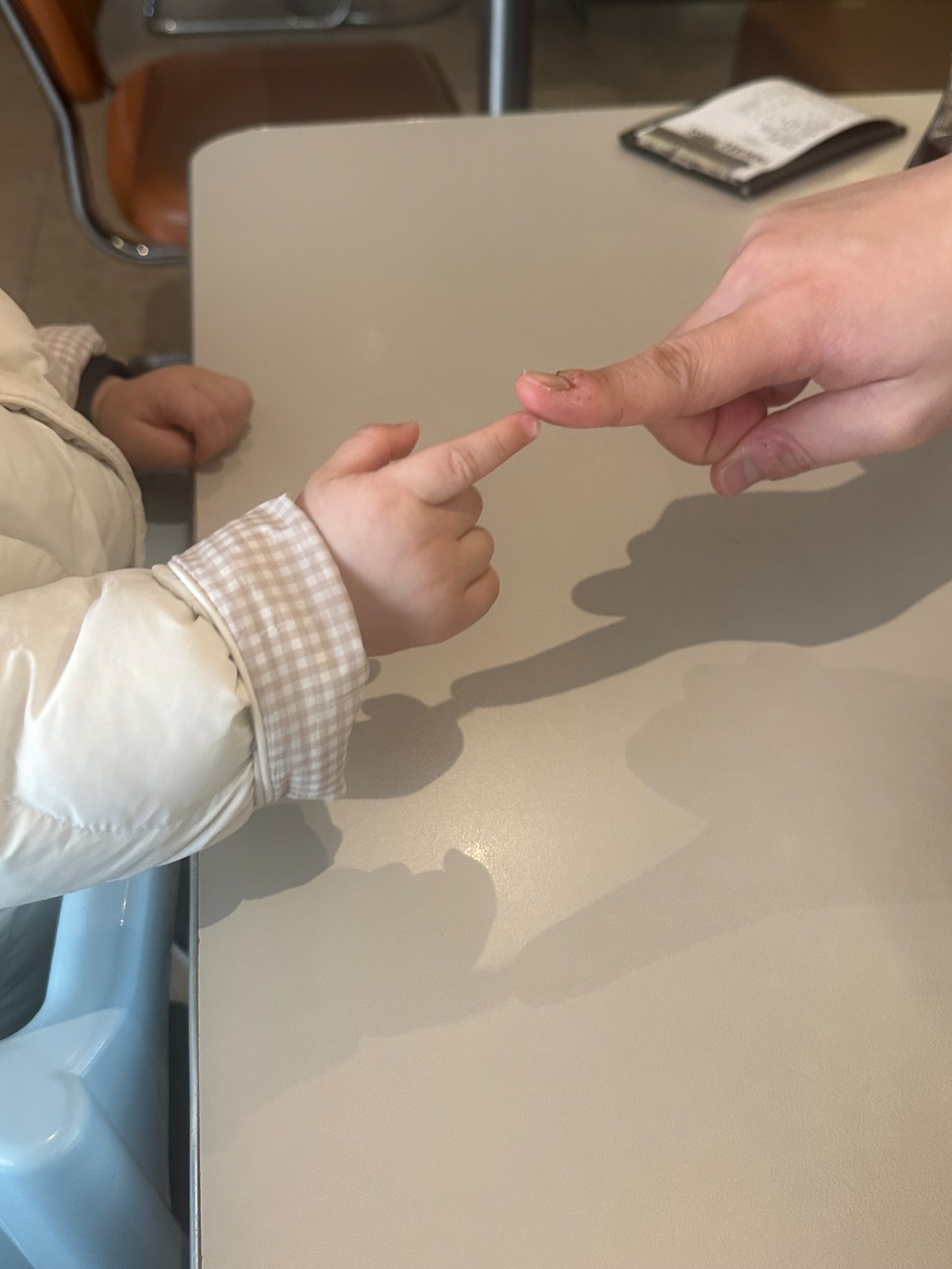 18개월 남자 아기 하원도우미 해주실 분 구합니다. 공고 썸네일