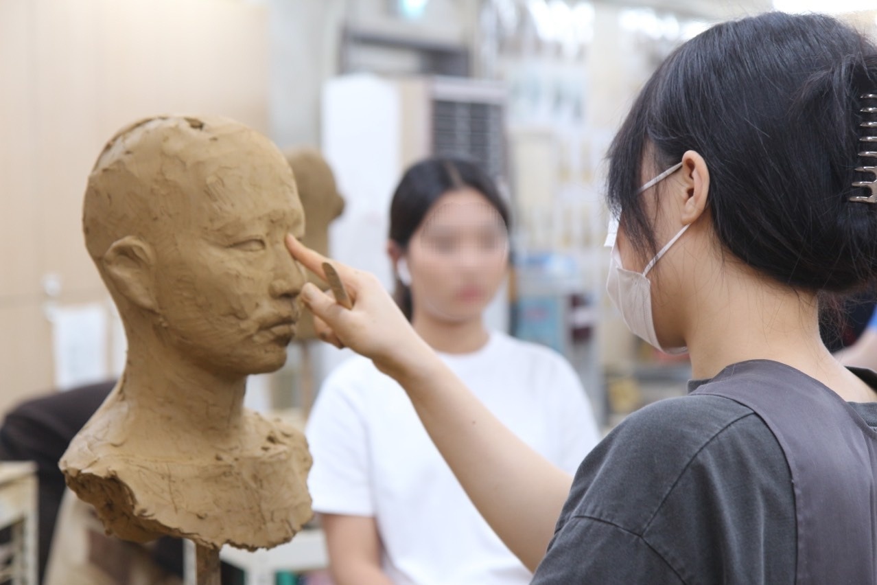 미술학원 모델알바 (급여 일주일내 지급) 공고 썸네일