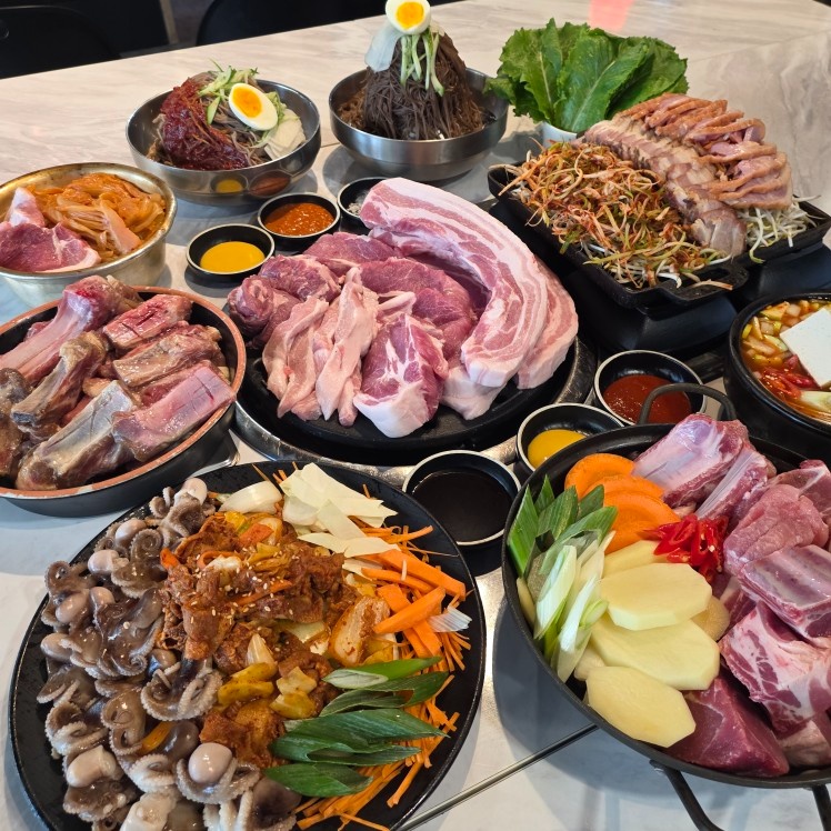 김포 고촌 숮불갈비 춘자네 직원 및 파트 모집! 공고 썸네일