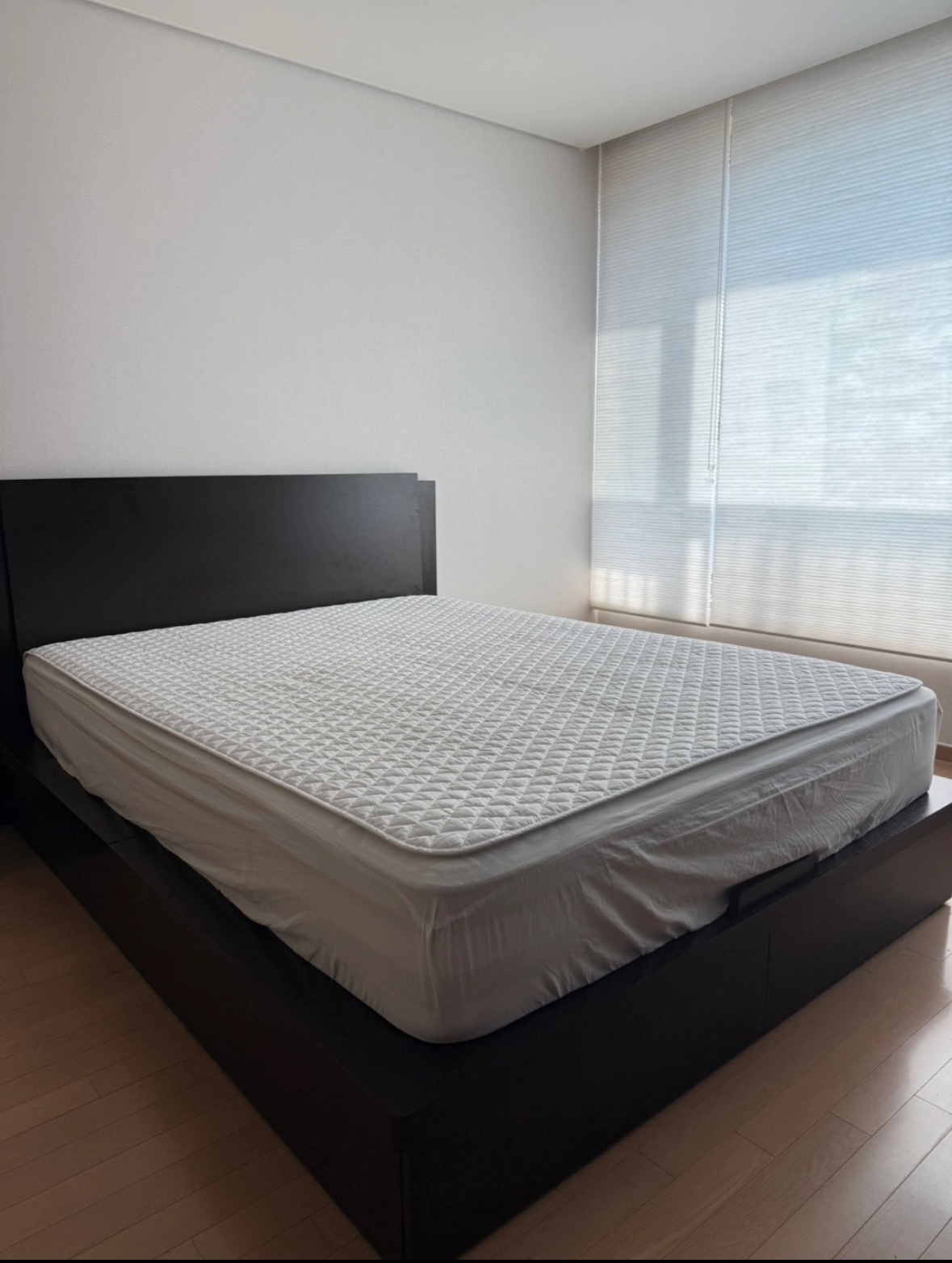 퀸 침대 이동 공고 썸네일