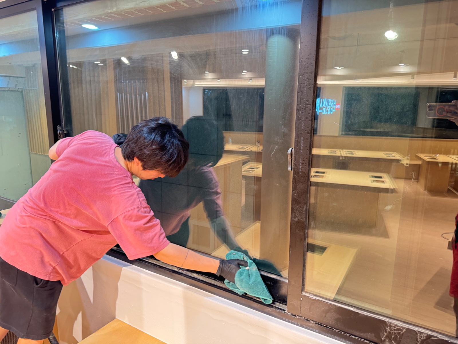 야간 / 새벽 정기청소 장기재직 시 관리자 기회제공 공고 썸네일