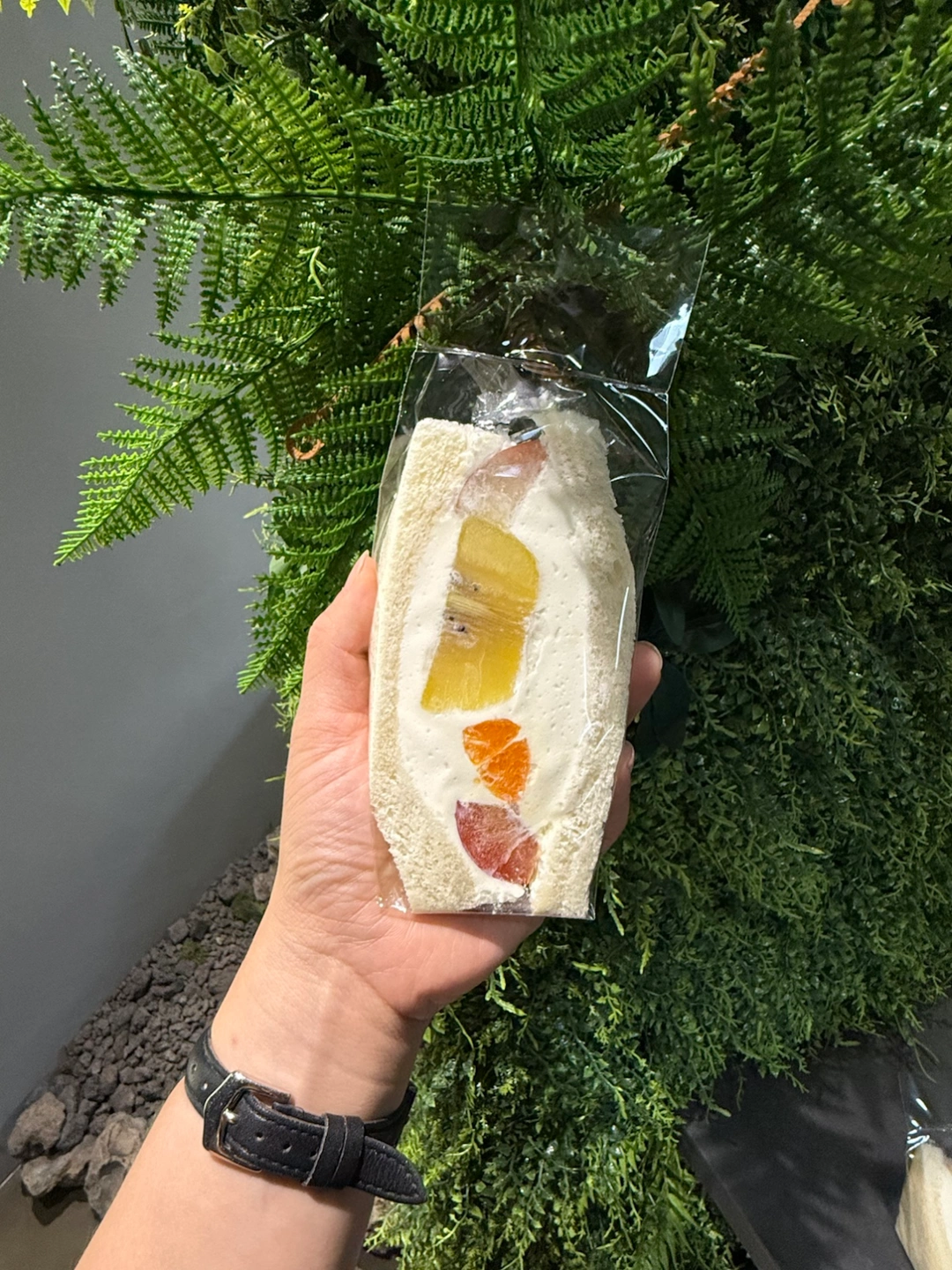 긴급구인 후르츠산도 제조 서브 알바