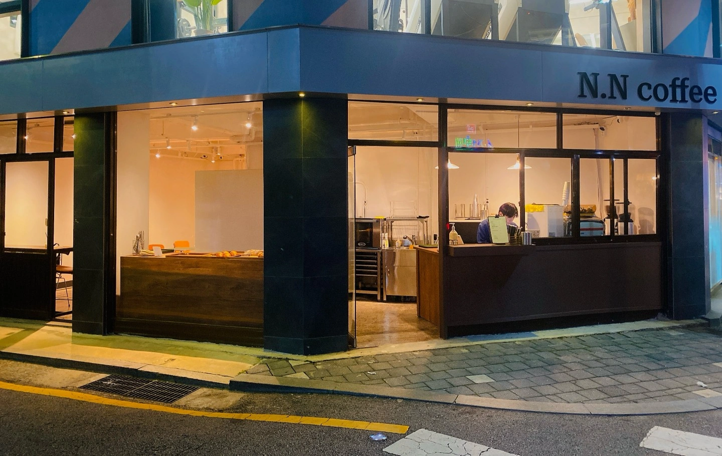 신당동 뉴노멀커피 평일직원구합니다