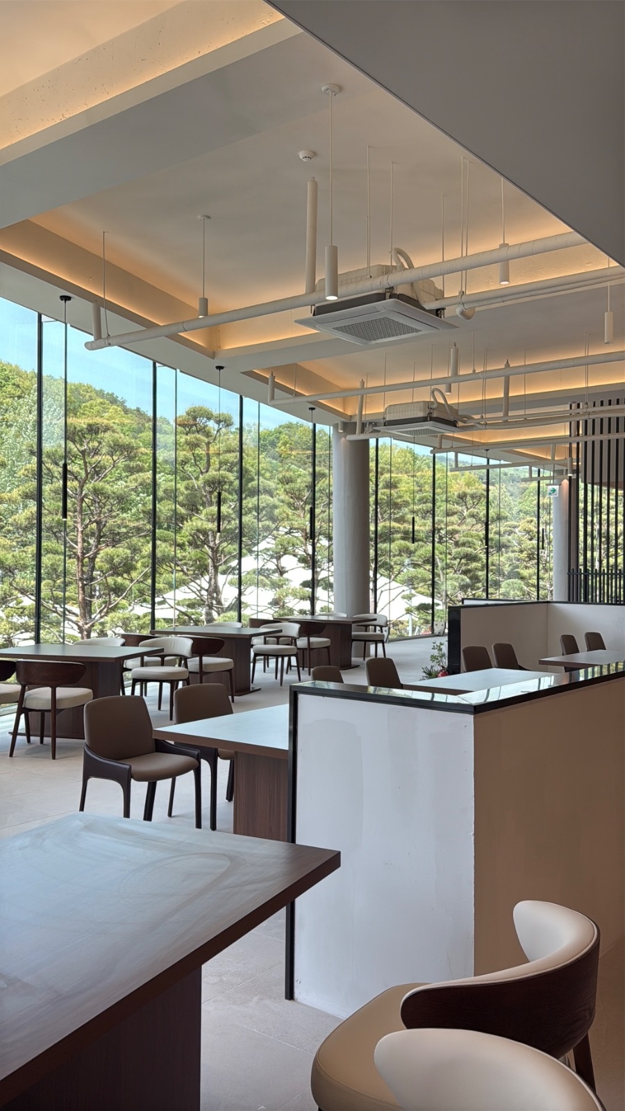 더늘봄 석갈비 주방 정직원, 홀파트, 청소파트 모십니다 공고 썸네일