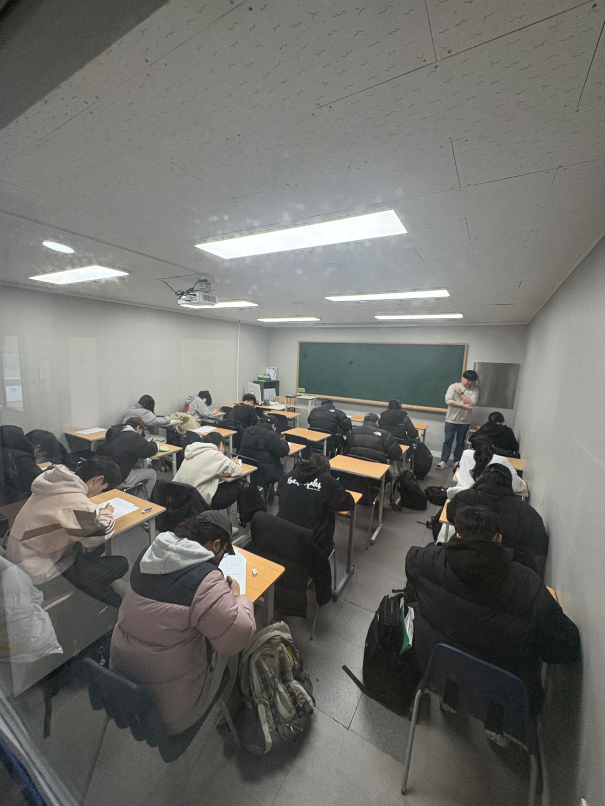 중등부 수학 전임 강사님 구인합니다