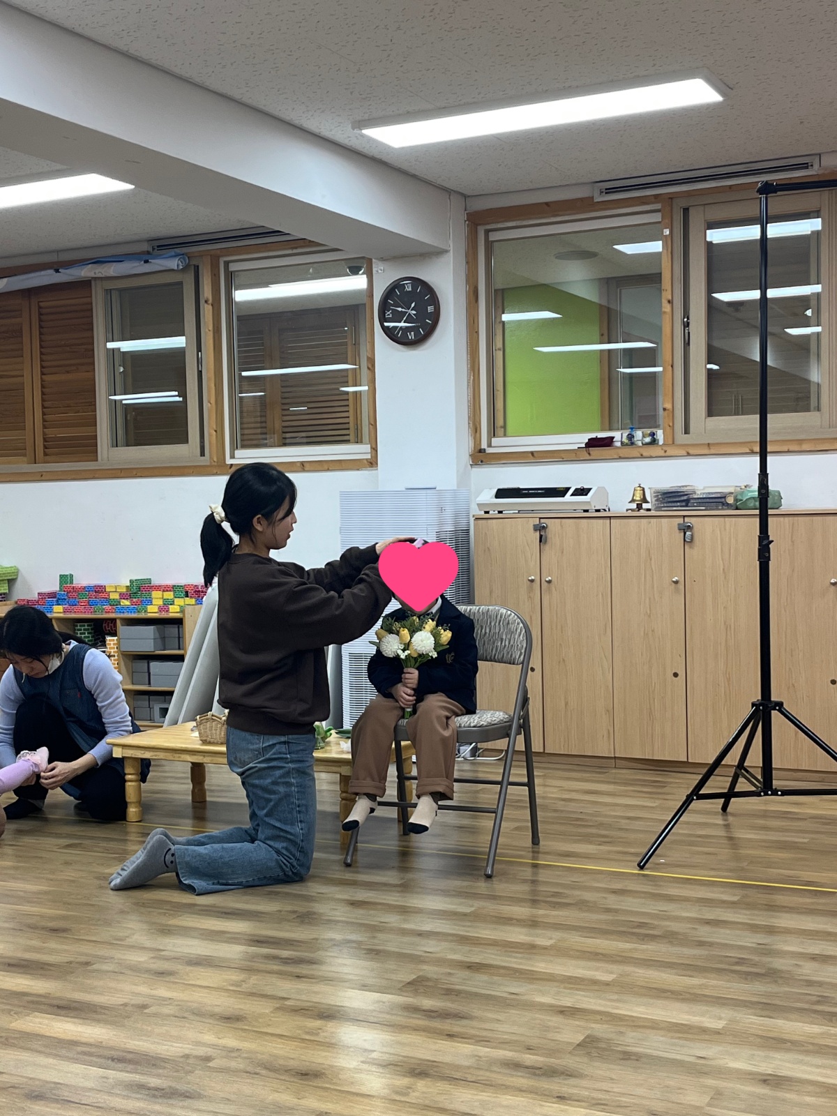 유치원 졸업 촬영 보조 구합니다 :-) 공고 썸네일