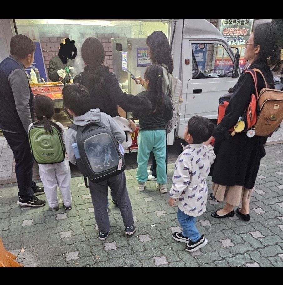 푸드카 직원모집. 스틱운전필수입니다 공고 썸네일