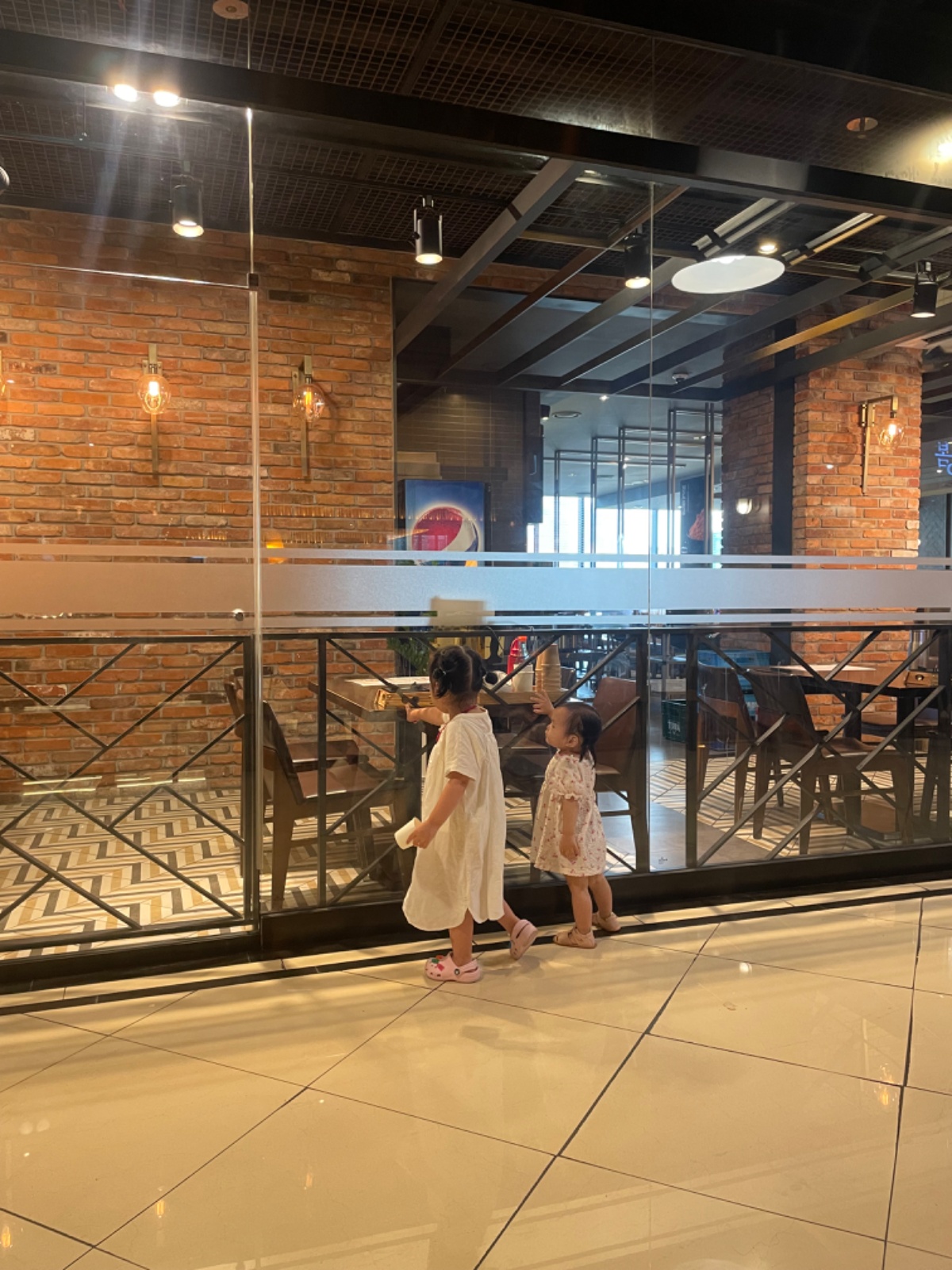하원도우미 구해요 (여아 2명) 공고 썸네일