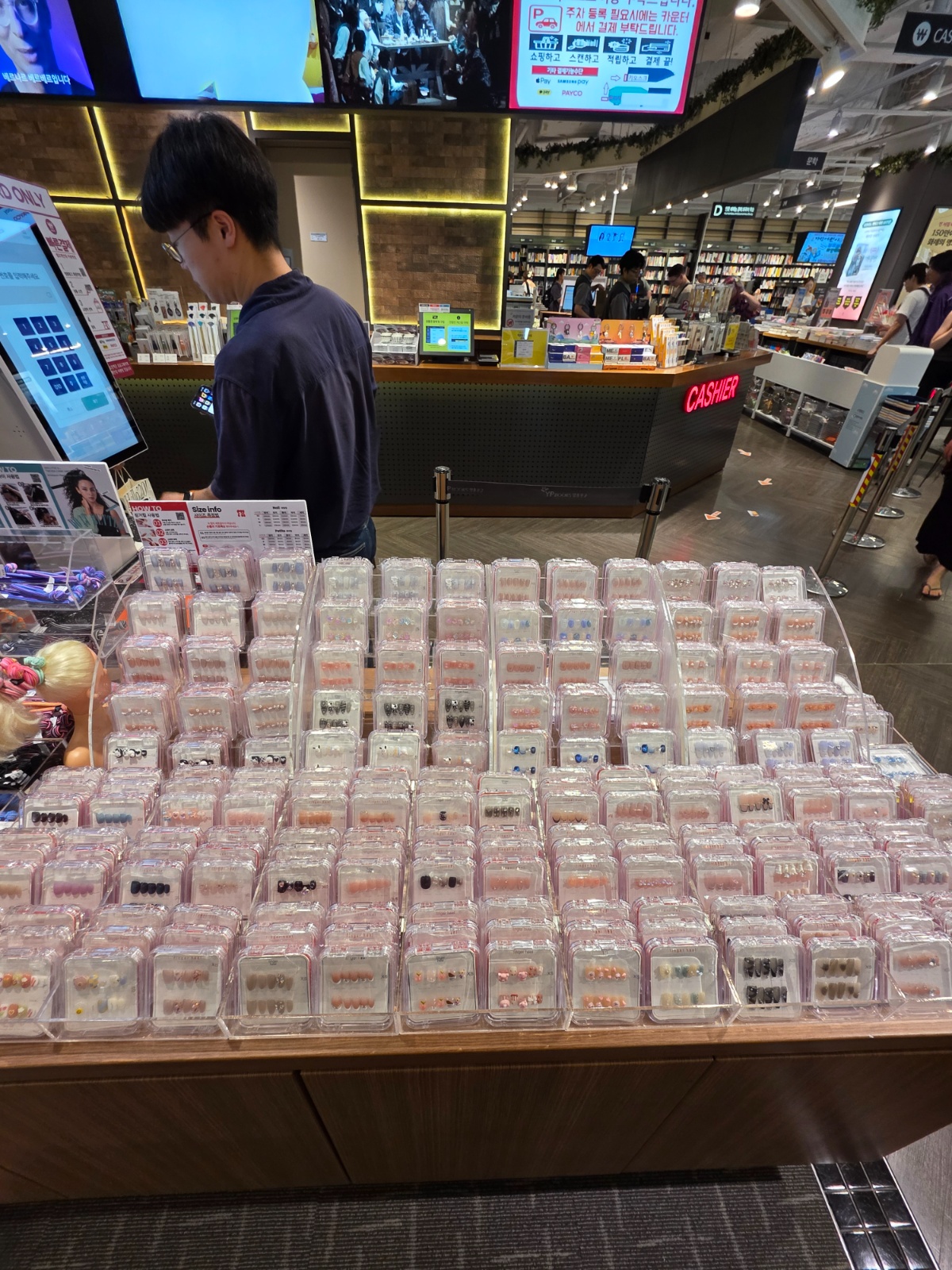 여성용수제네일팁(핑거힐)외 판매알바 공고 썸네일