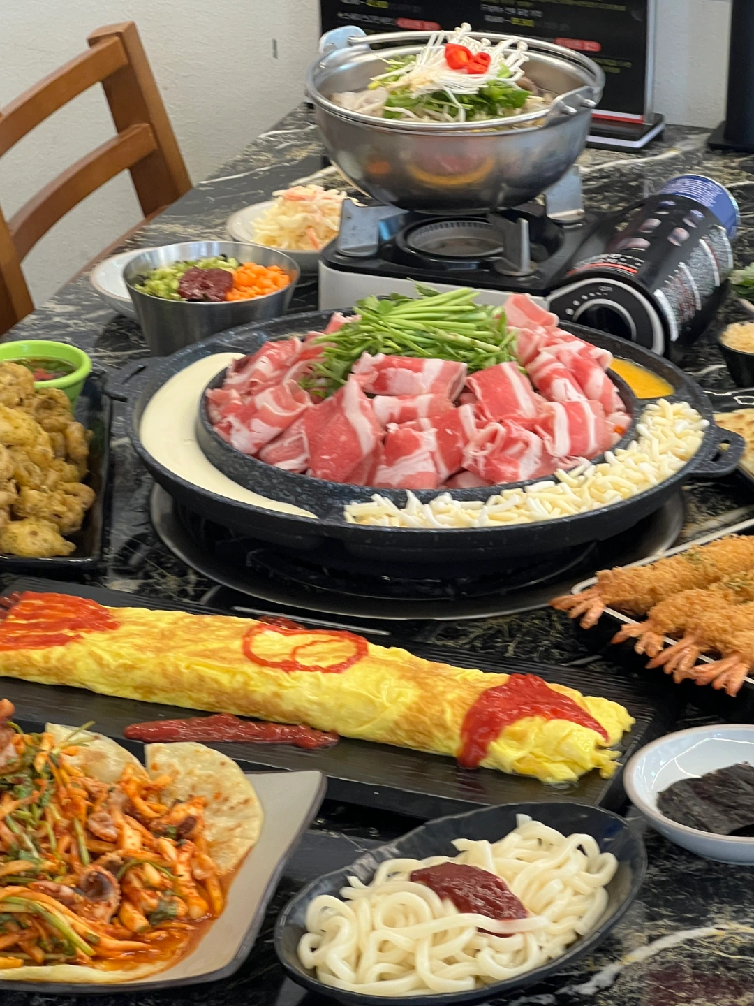 홀 서빙(토일) 알바 모집합니다.