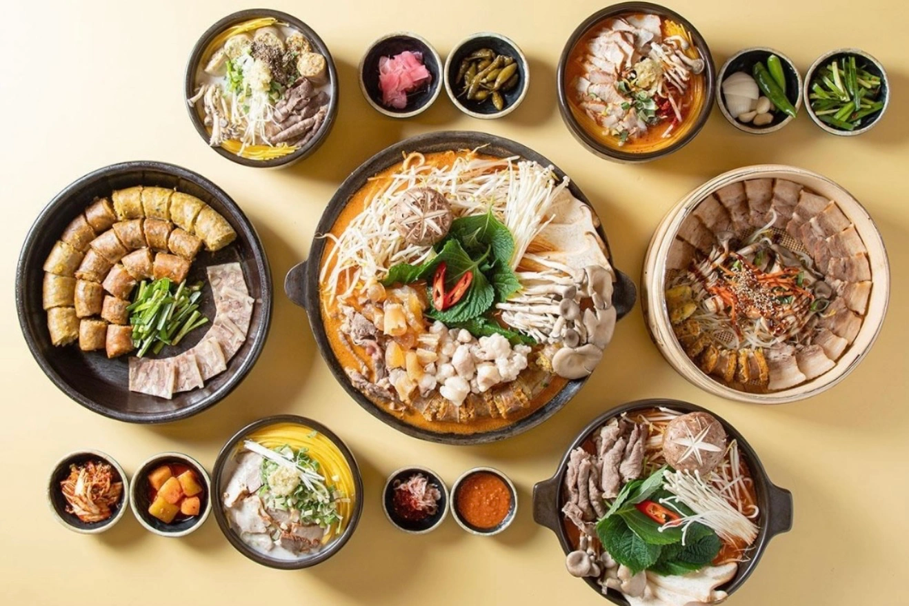<정성순대> 홀 파트타임 구합니다