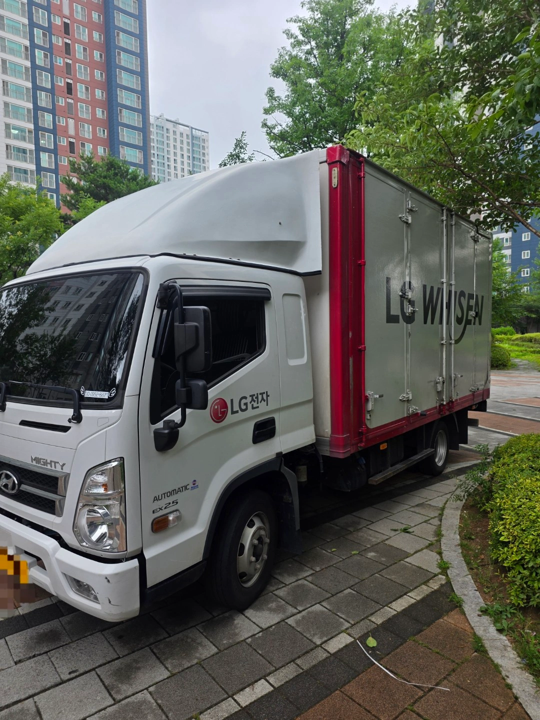LG 가전제품 설치 보조기사를 구합니다!