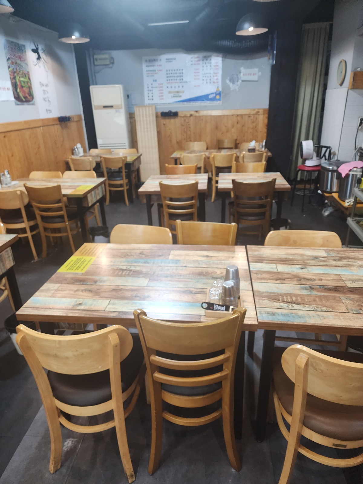 서빙 ... 공고 썸네일