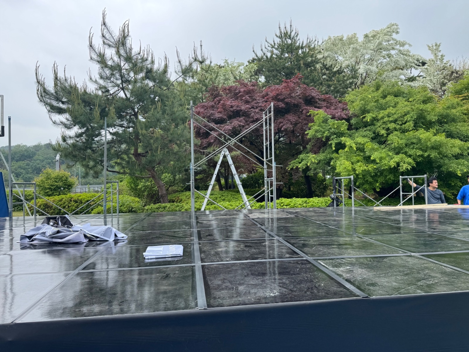 과천과학관 행사무대 단순설치알바구합니다! 공고 썸네일