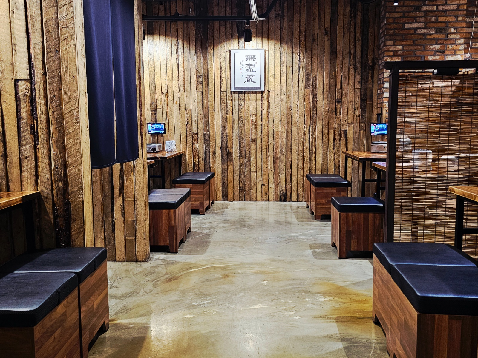 월-목 11:00-14:00 시급 12000원 공고 썸네일