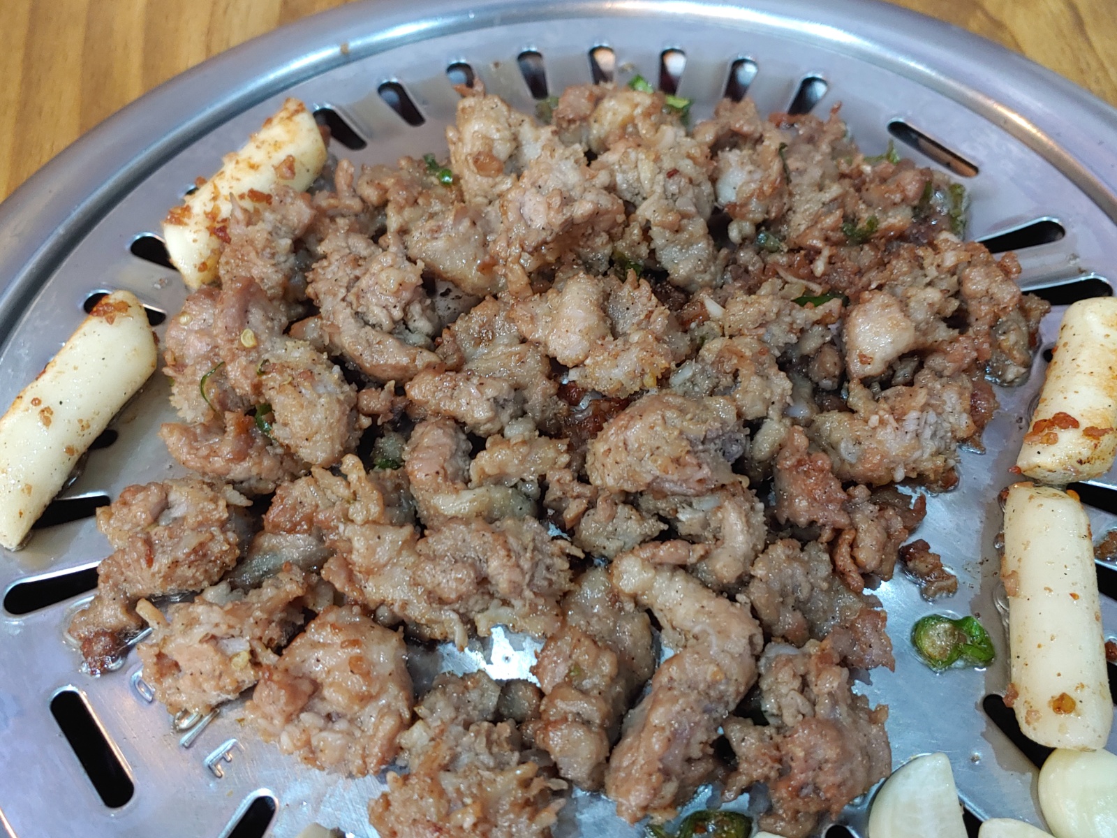 수연오돌뼈에서 홀 서빙 구합니다. 공고 썸네일