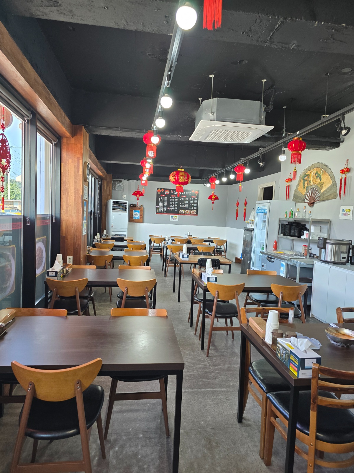 홀�서빙구합니다 공고 썸네일