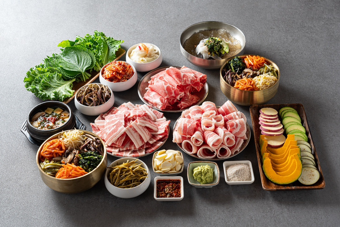 홀서빙/주방 구합니다 공고 썸네일
