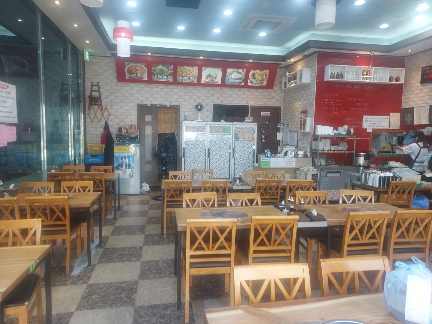 홀써빙밑잔심부름
