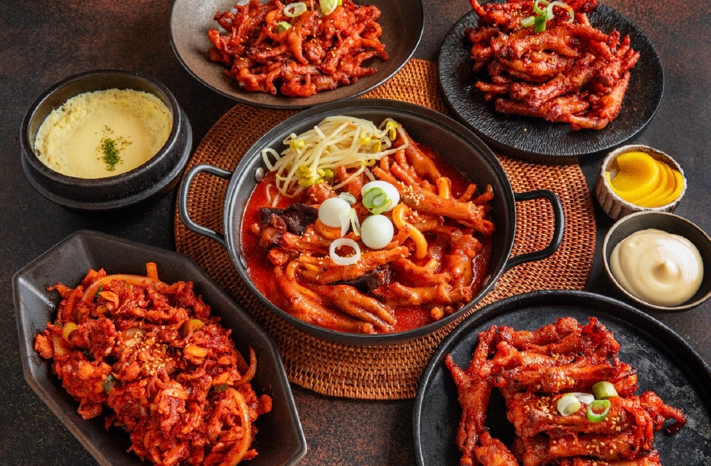 배달전문점 괴짜닭발에서 알바 구합니다