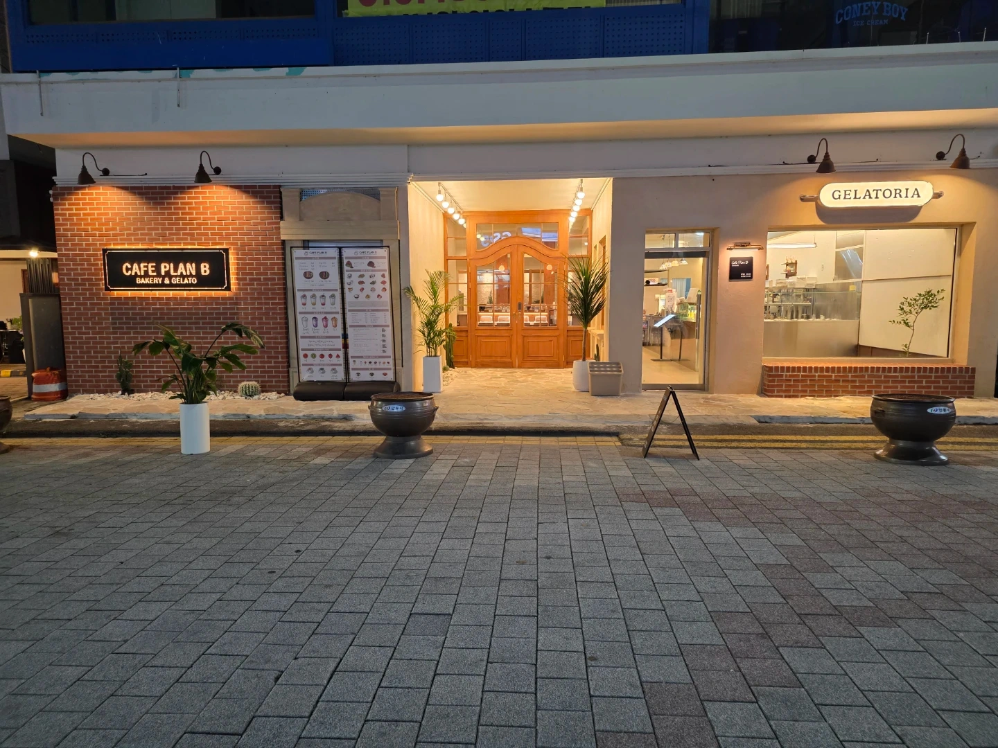 카페플랜비 옥동점에서 알바 구합니다/평일/주말 모집