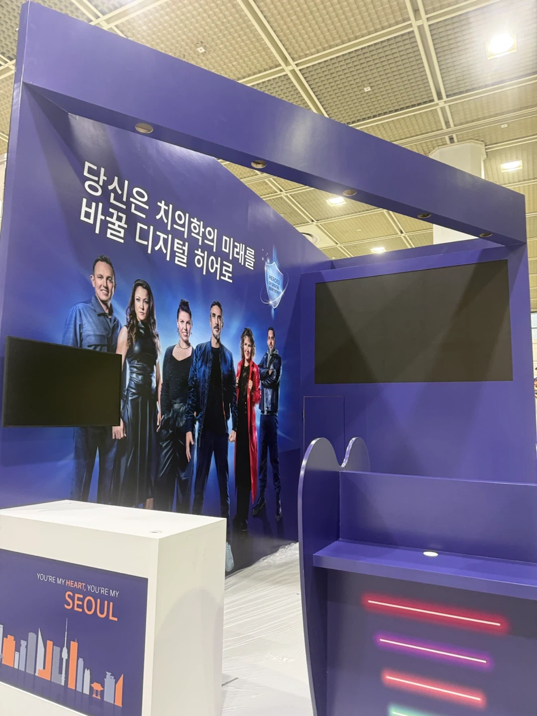전시장 영상 설치 및 셋팅 직원 구합니다~