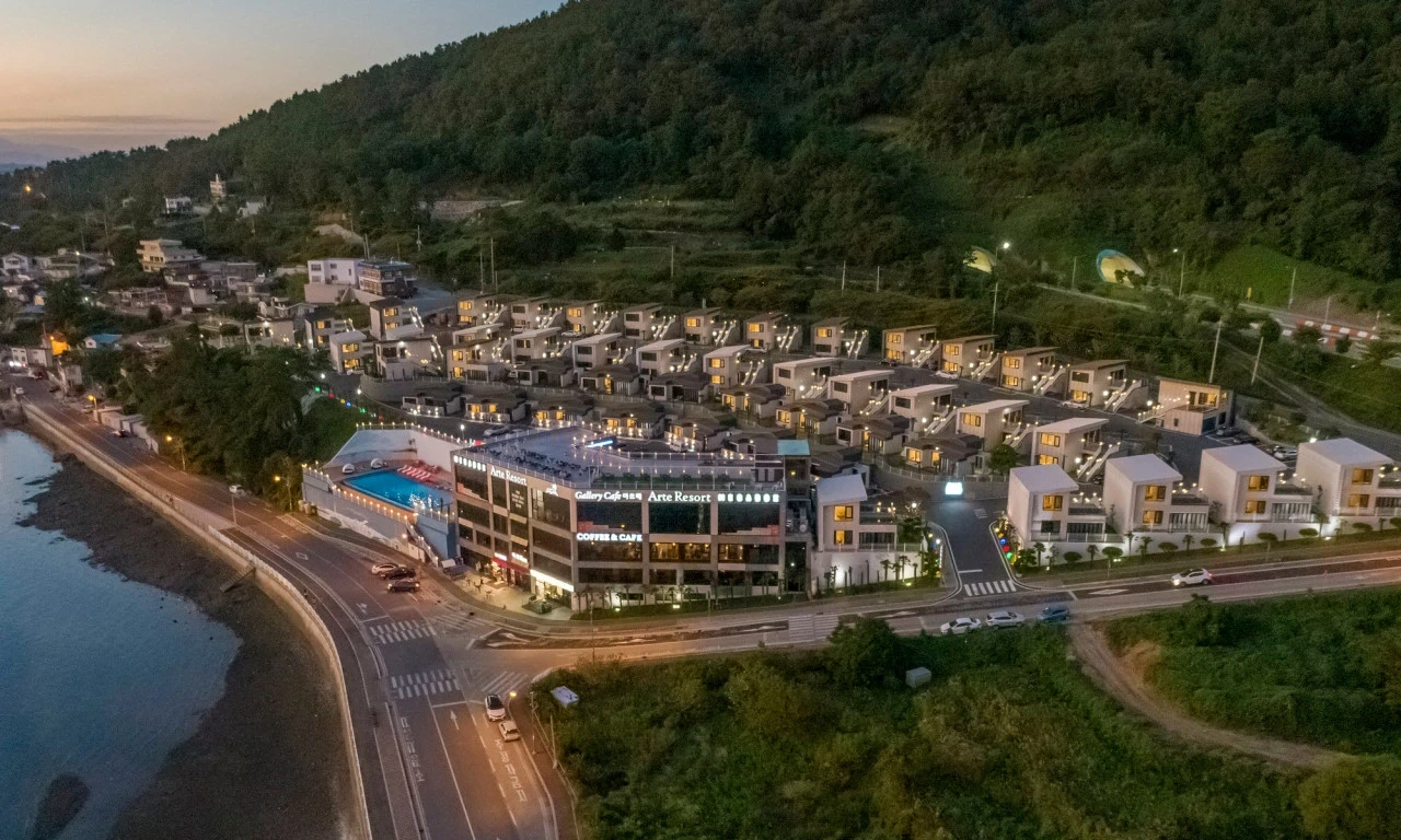 아르떼리조트 청소알바 구인합니다.