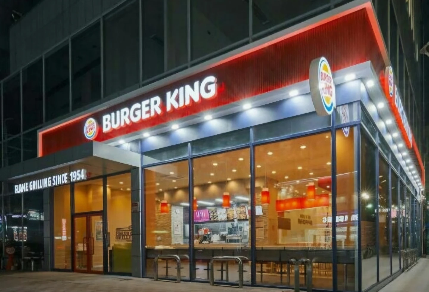 버거킹수월점 목, 금 마감아르바이트 구합니다.
