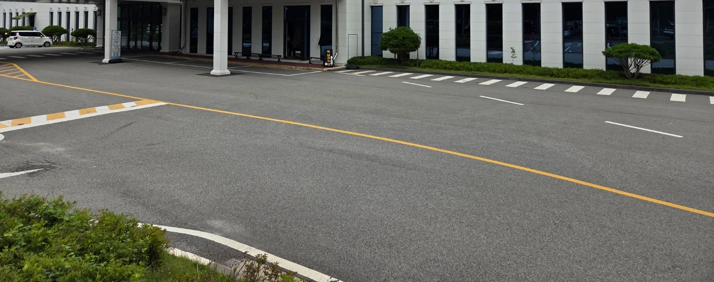 골프장 현관 가방 내리시면서 근무하실분 모집합니다