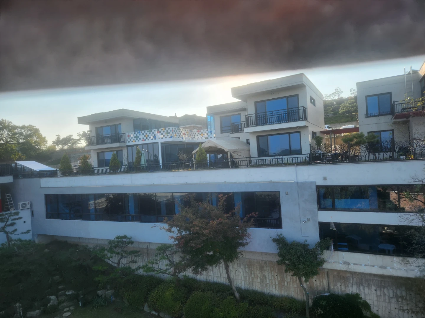 펜션관리자 구합니다