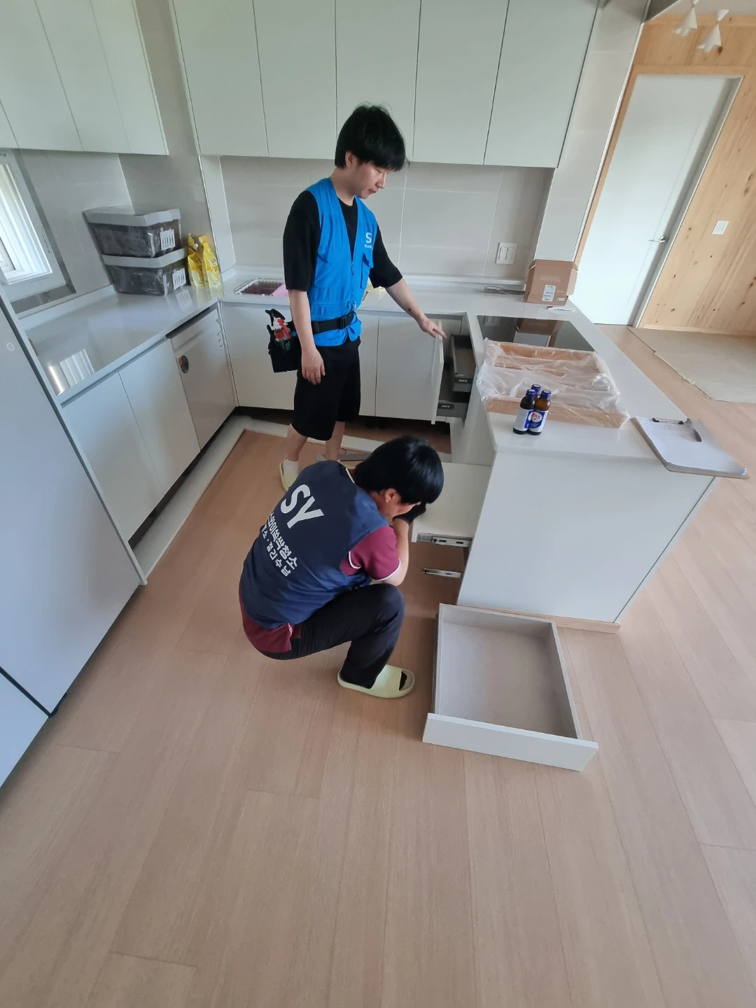 내일 청소및정리정돈 도와주실분