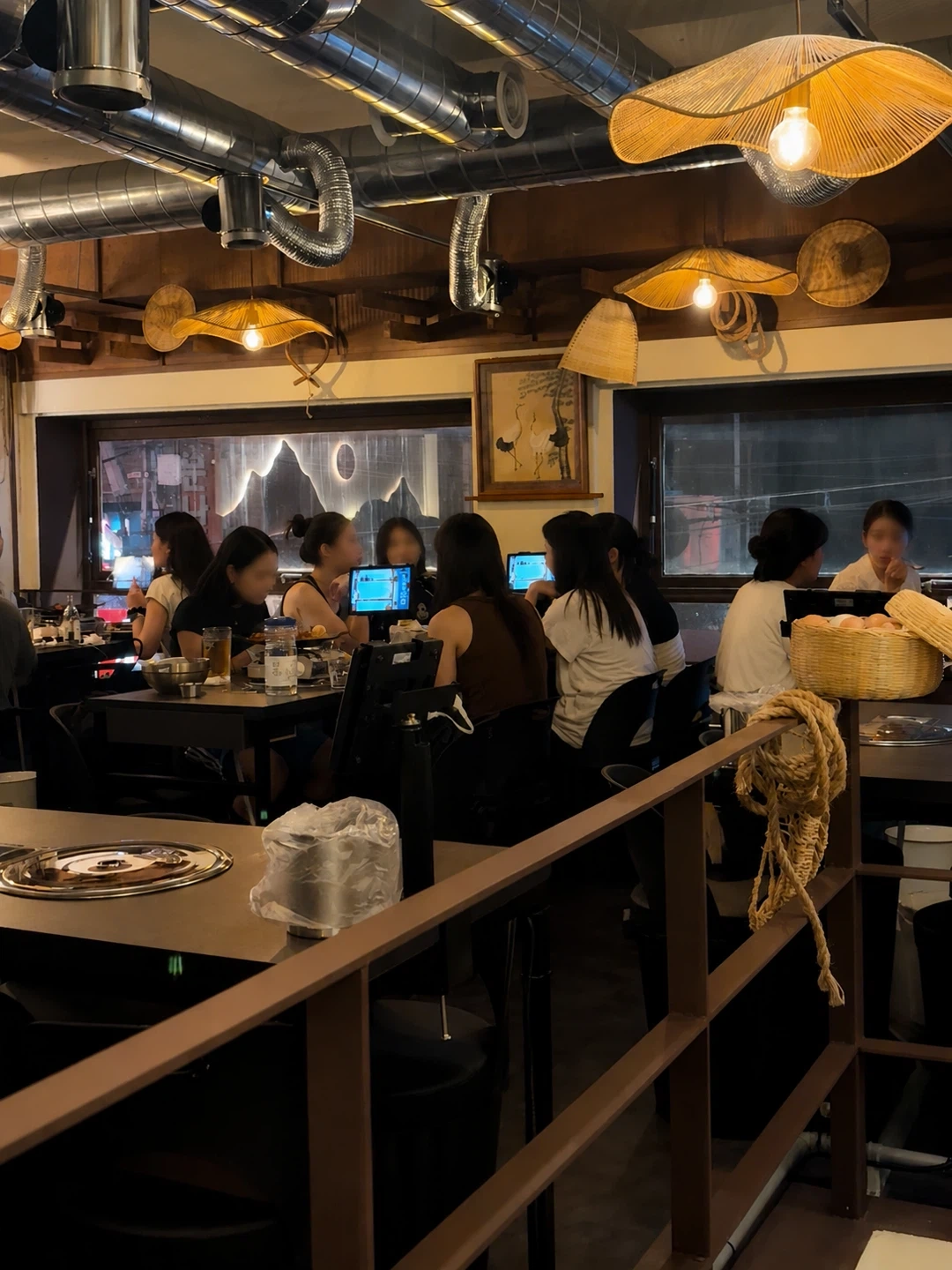 평일 주4일 홀서빙 직원 구합니다!