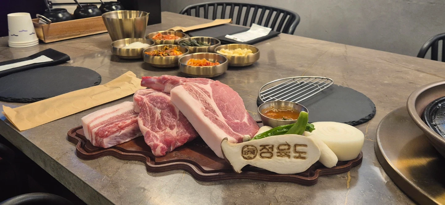 정육도 제주신서귀포점 주방직원 구인합니다.