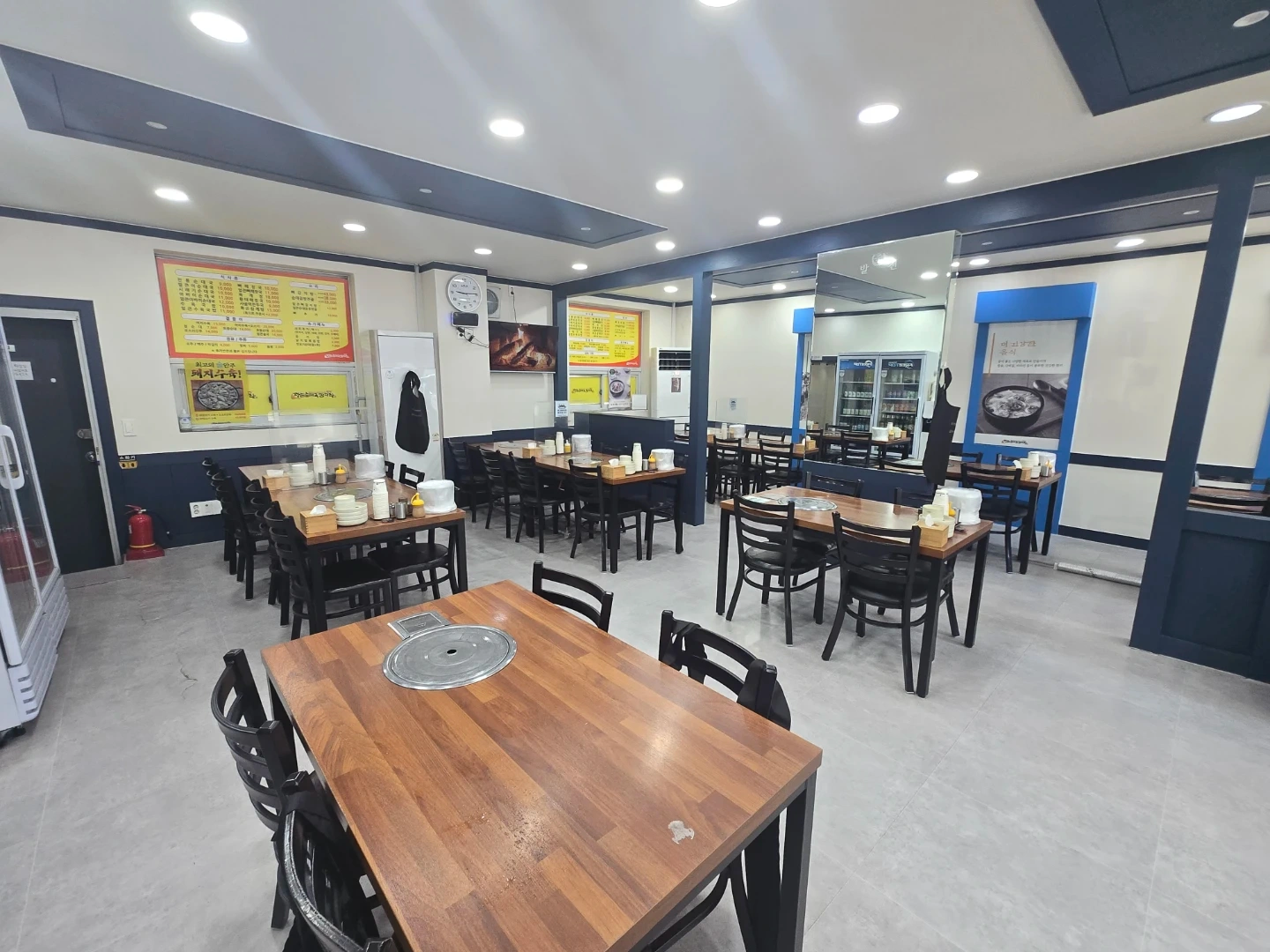 식당 주5일 홀서빙 모집
