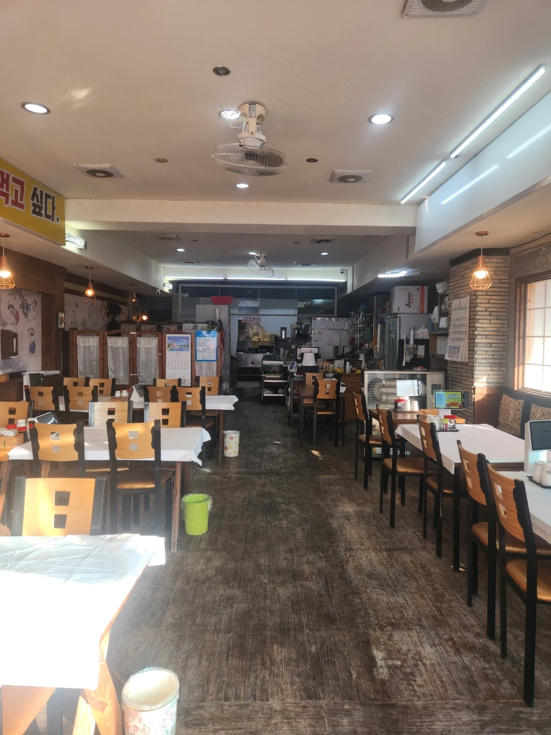 홀서빙/설거지 구합니다!