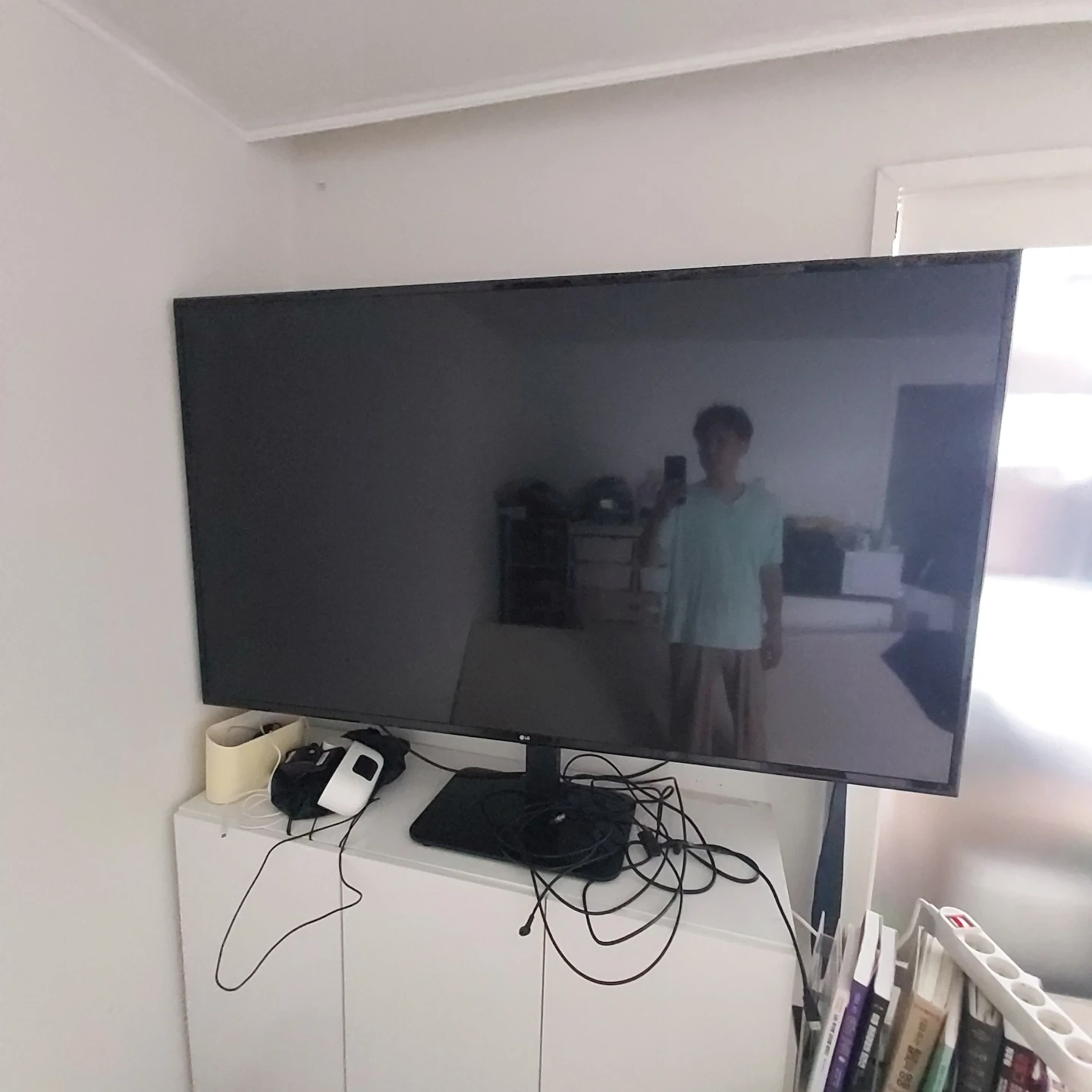 홍대입구까지 TV 배송 도움부탁드립니다~
