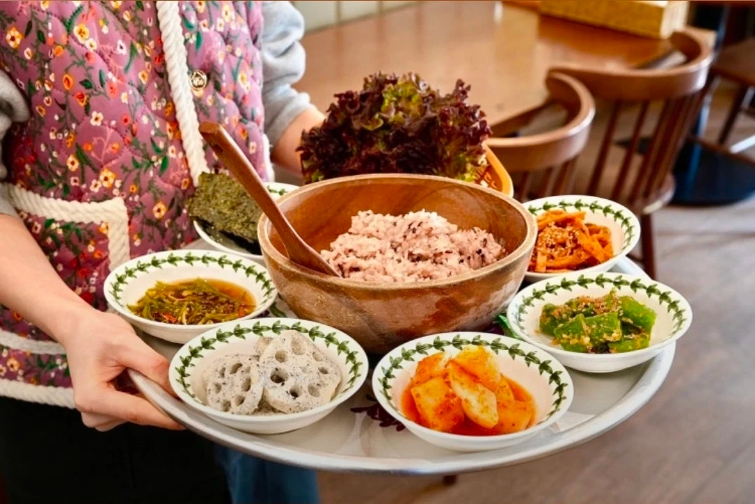 홀 서빙 알바 (당일)