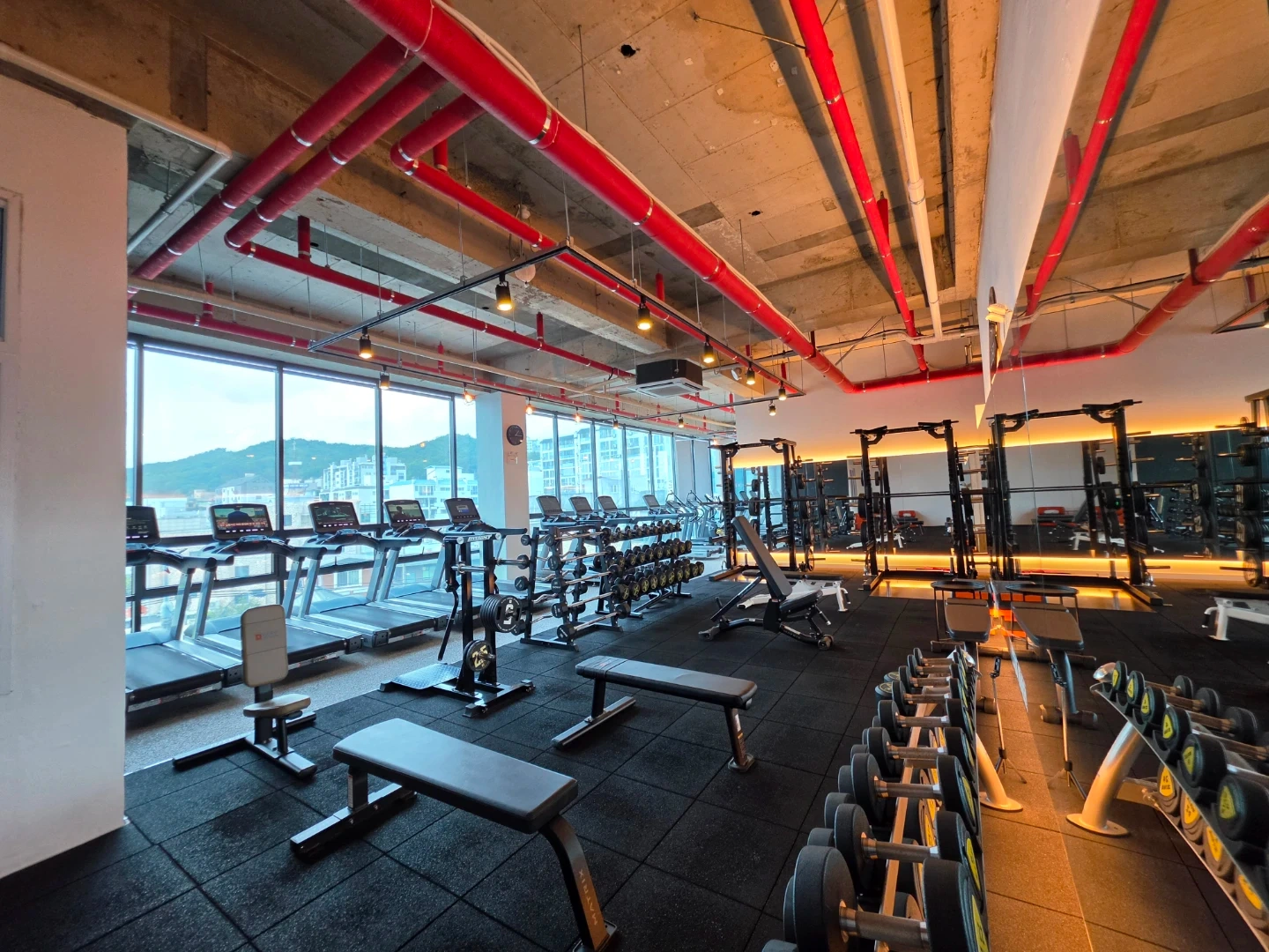 KKGYM 헬스장 목금 저녁 인포 및 토 인포 구인