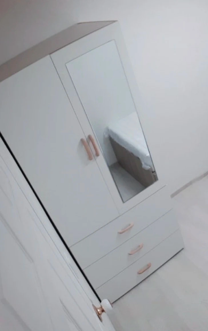 옷장 1층->4층 옮겨주시고 다시 내려주실분