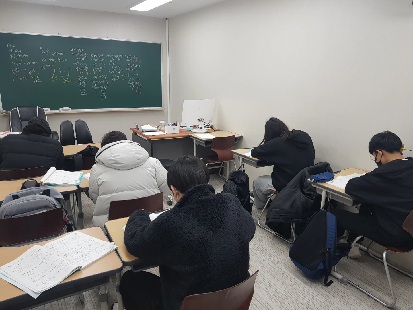 수학 보조선생님 구해요