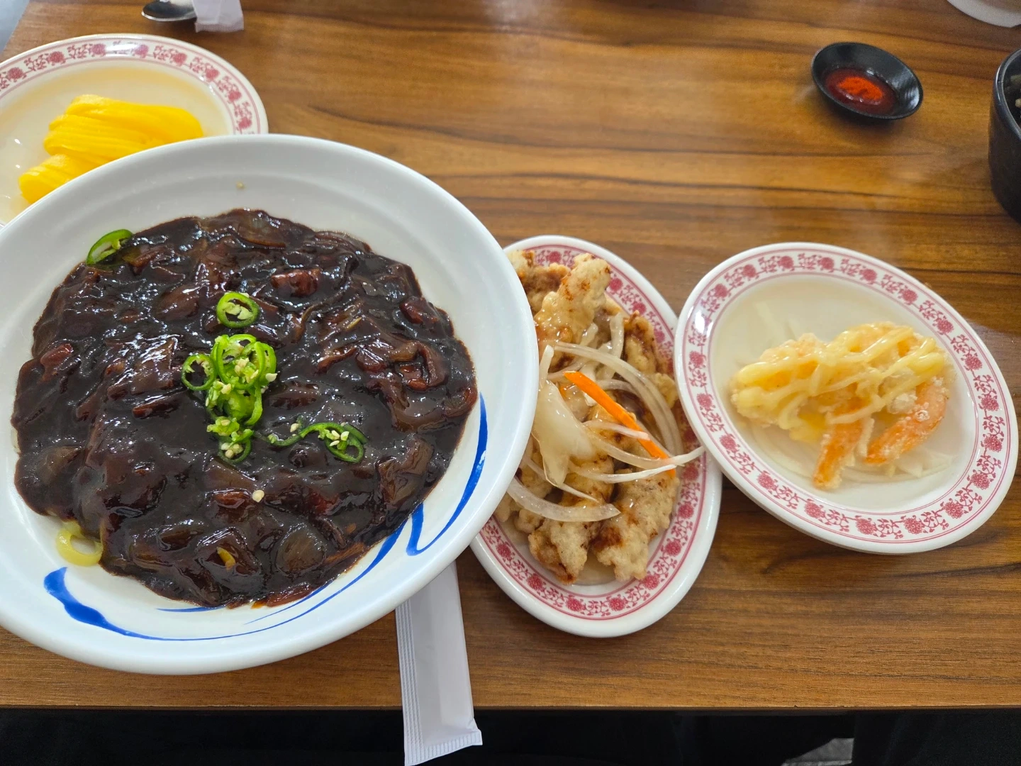 중식당 오전 홀 서빙 구합니다