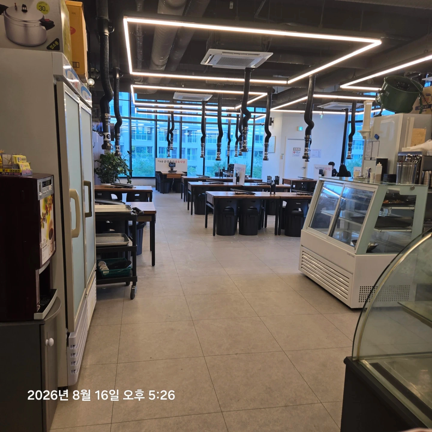 온양축산 홀서빙 알바 구합니다