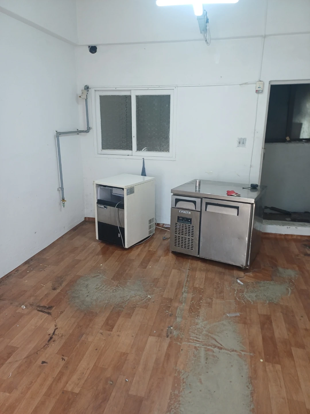 제빙기 분해 청소 및 업소 냉장고 청소