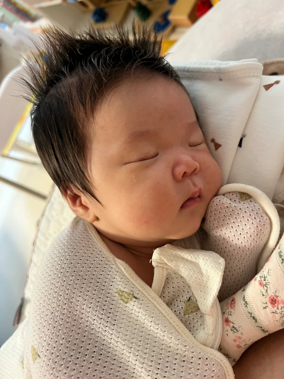 2개월 여아 돌봄시터님 구합니다 (일정조율가능)