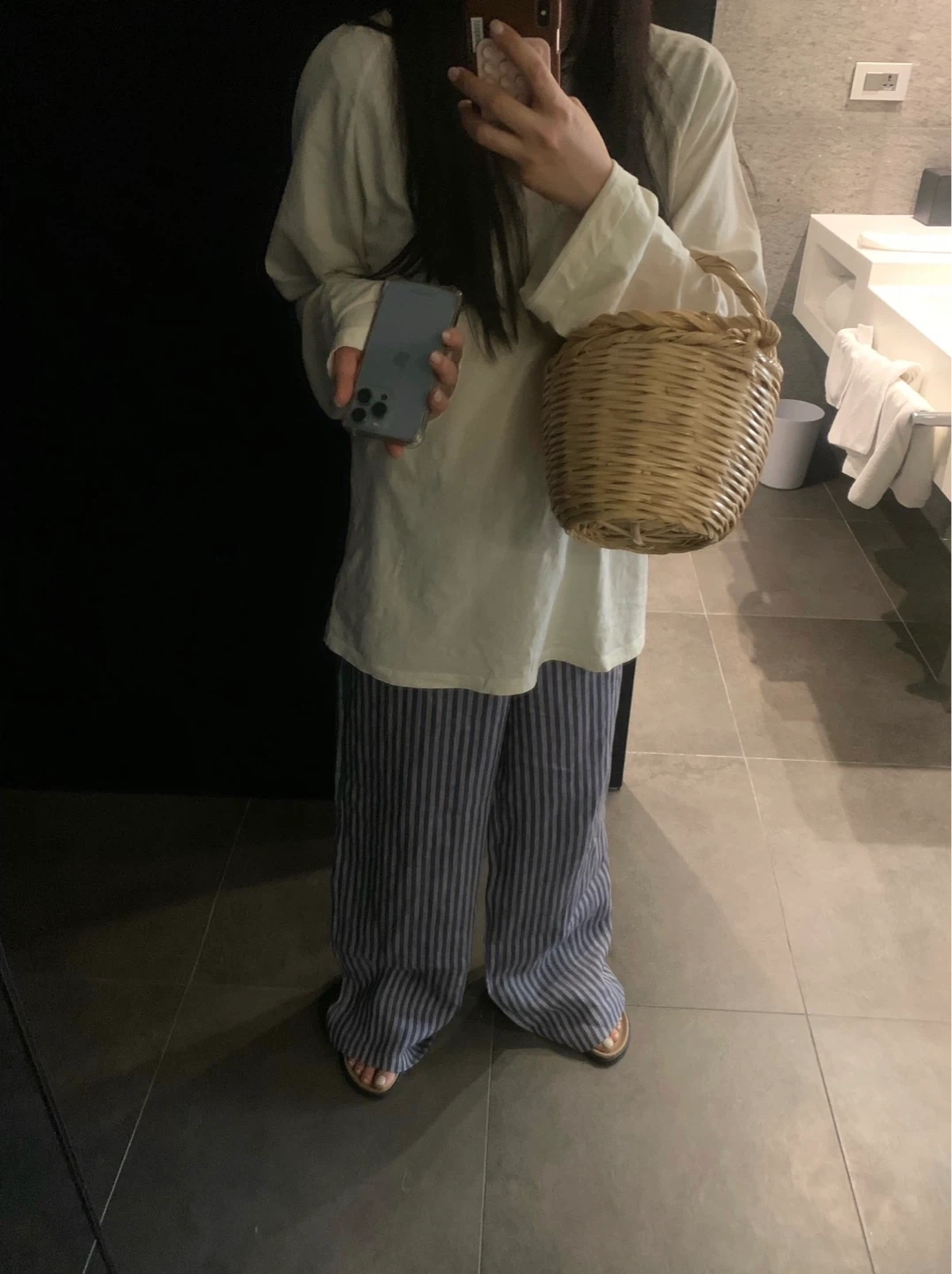 촬영모델구합니다