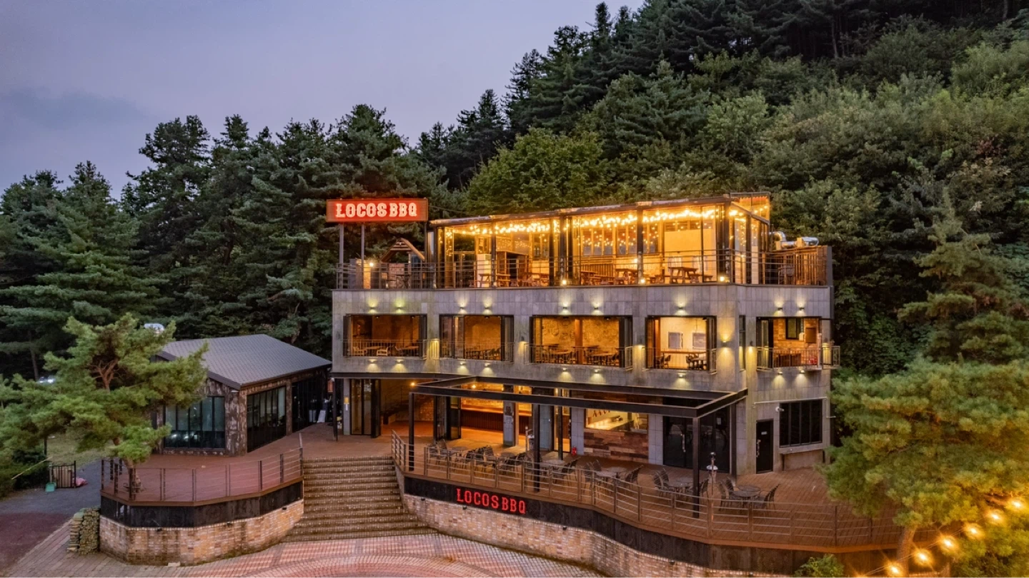 로코스비비큐 주말파트 직원 모집합니다!!