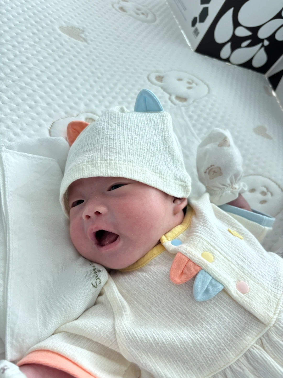 8월생 여아 돌봄 시터분 모십니다 (11월 근무시작)