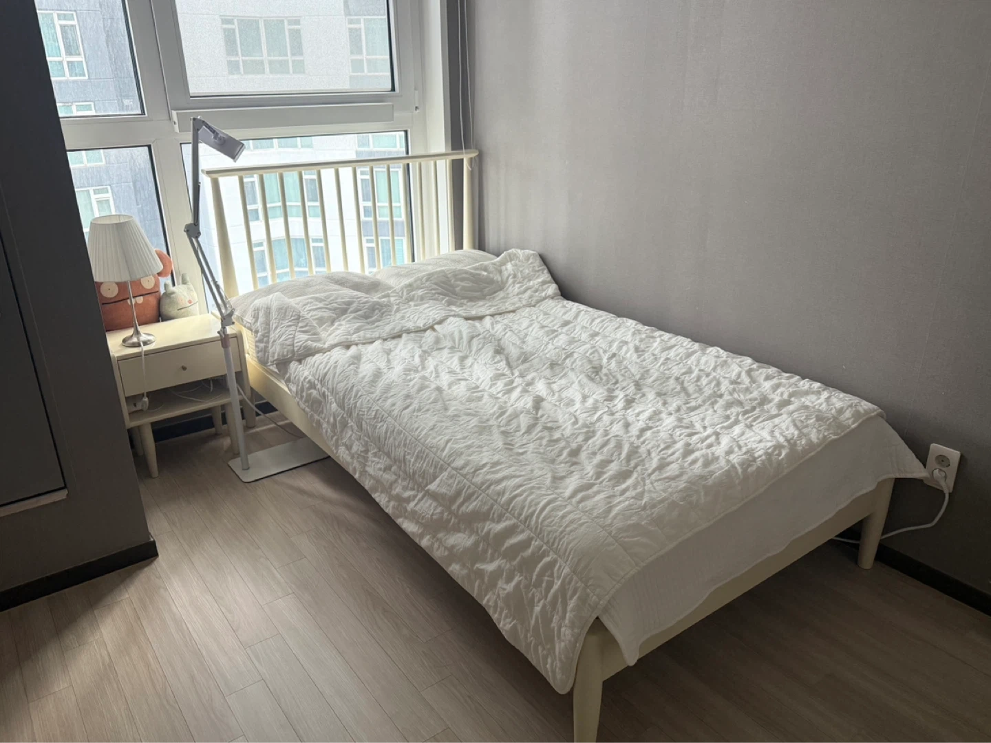 침대 옮겨주실 분 구합니다
